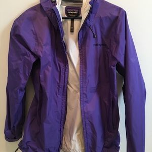 Patagonia Rain Jacket, Size Medium